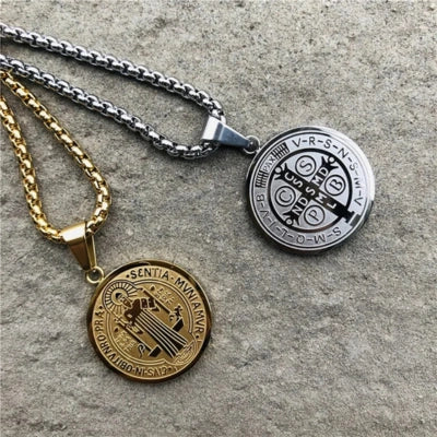 Set Cadena y Medalla Protectora San Benito.